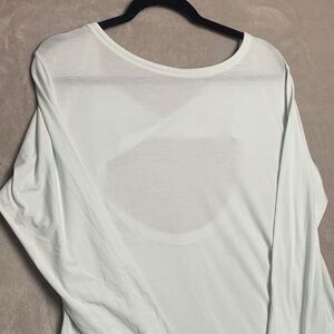 ATHLETA | XL LIGHT WIEGHT OPEN BACK LONG SLEEVE SHIRT | SEAFOAM LIGHT GREEN